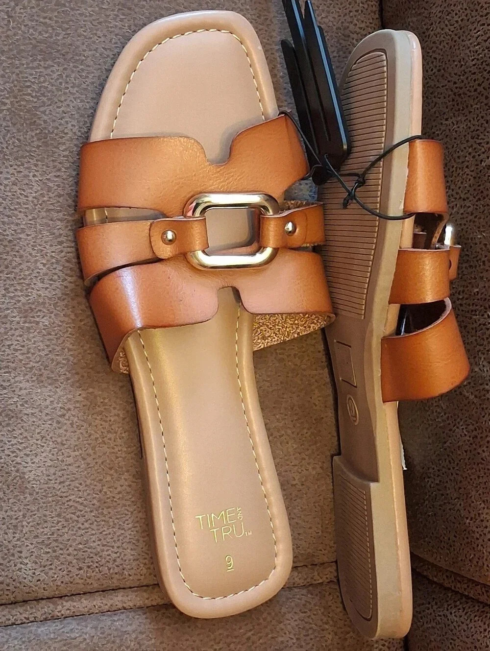 Time and Tru Embellished Slide Sandals with Decorative Buckle Cognac Size 9